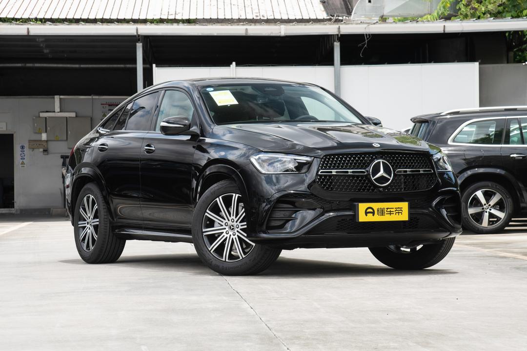 Mercedes-Benz GLE Coupe 2026, фото 3