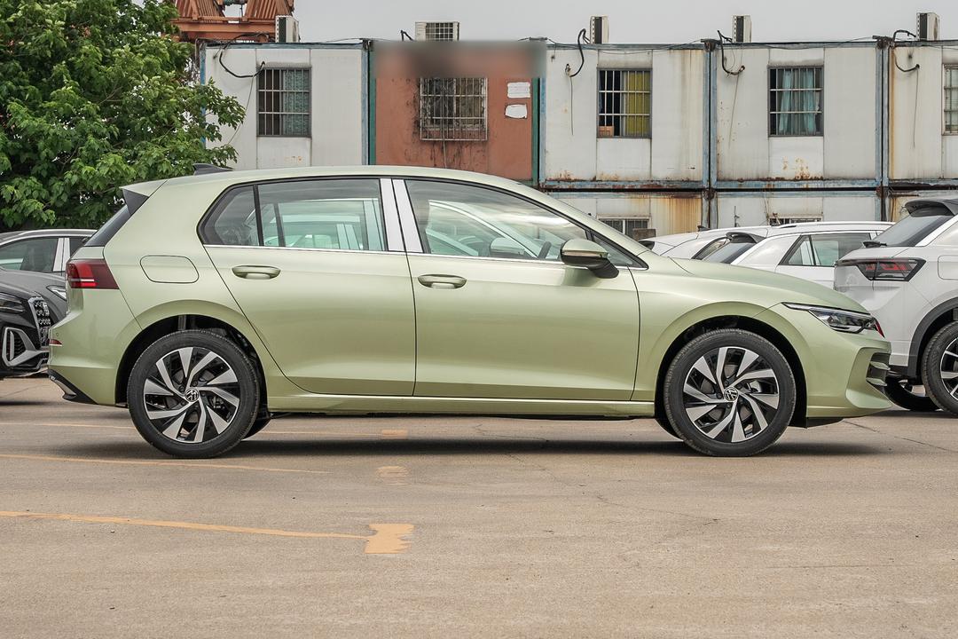 Volkswagen Golf 2026, фото 8