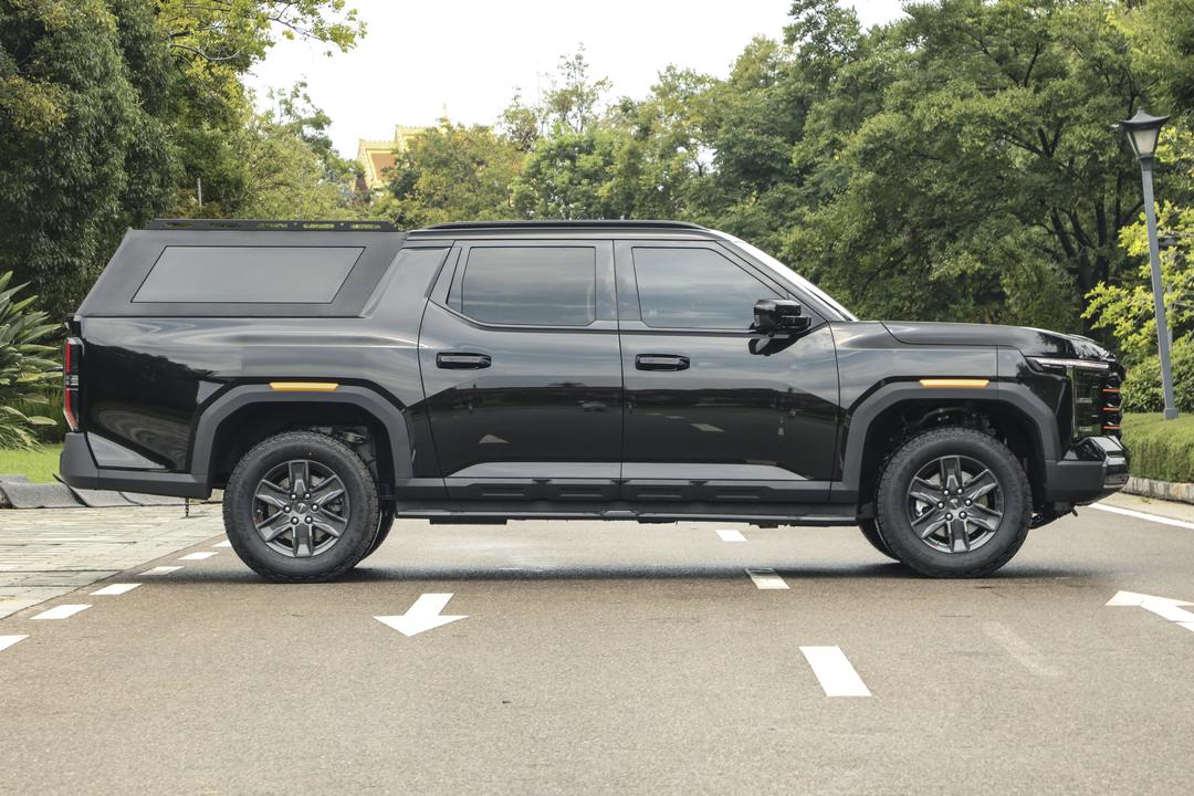 Maxus Interstellar X SUV 2026, фото 8