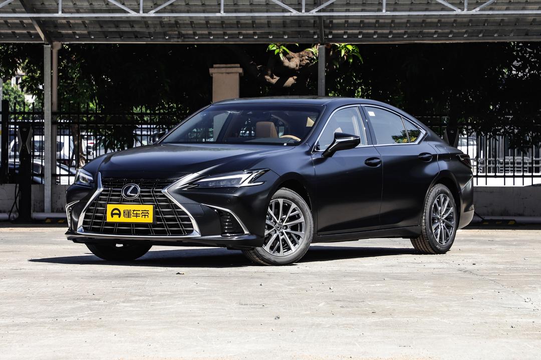 Lexus ES 2026, фото 1