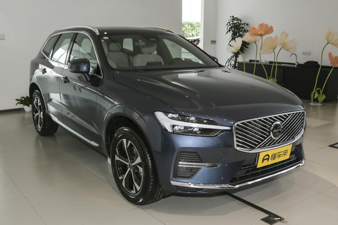 Volvo XC60 2026, фото 3