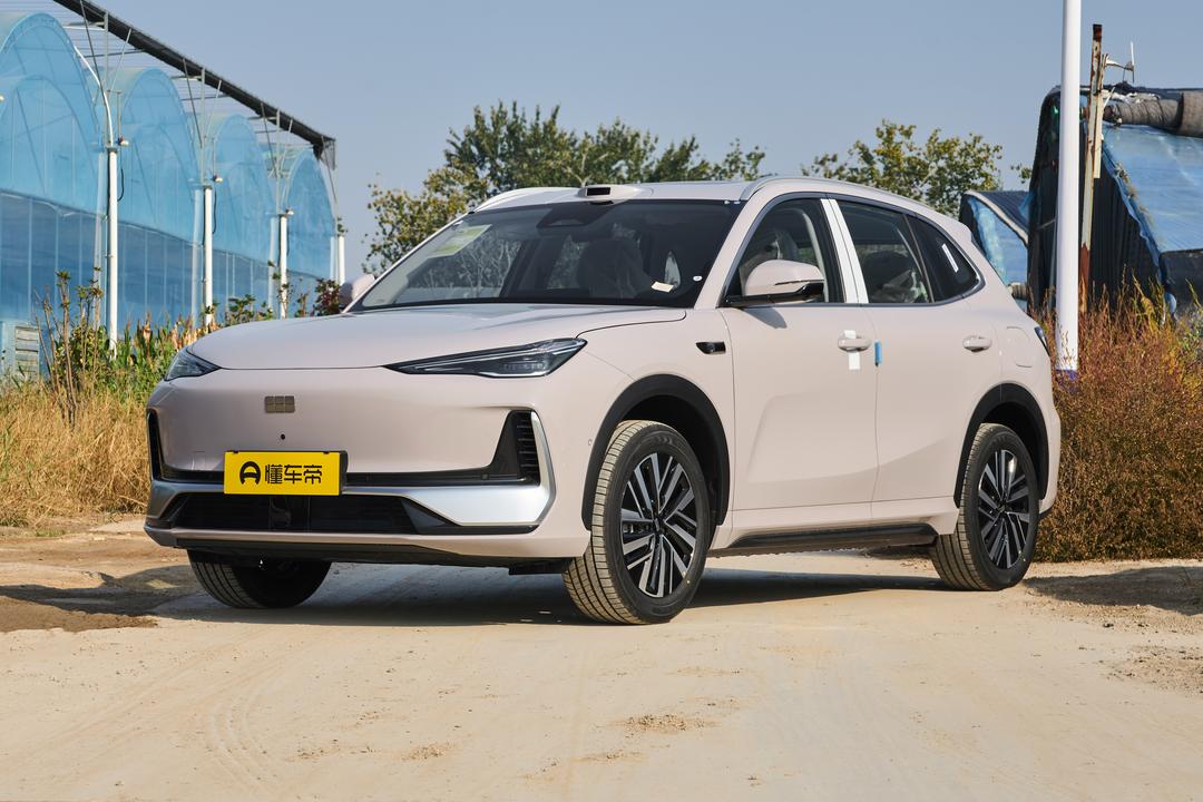 Geely Galaxy E5