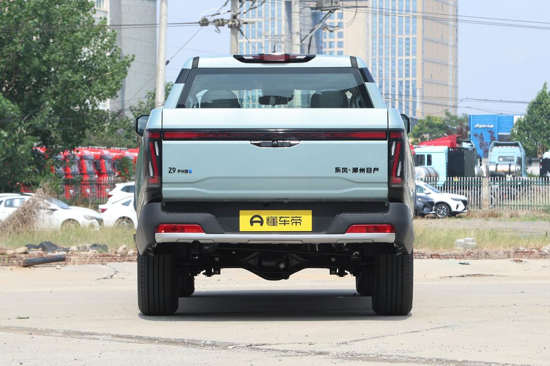 Dongfeng Zhengzhou Z9 GE PHEV 2026, фото 6