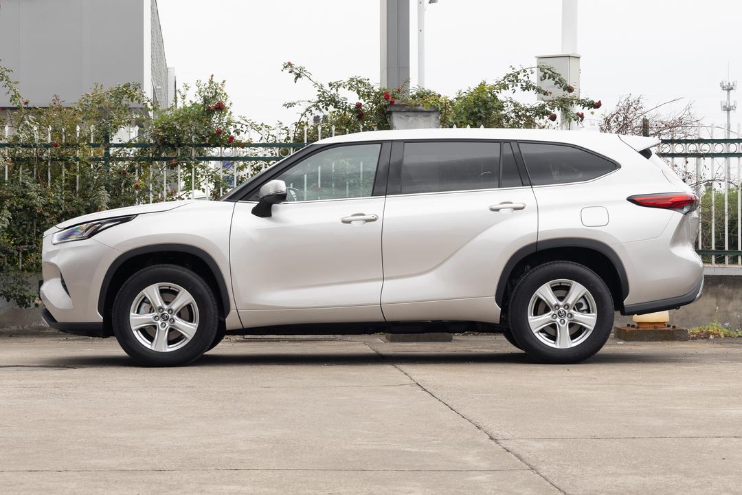 Toyota Highlander 2026, фото 4