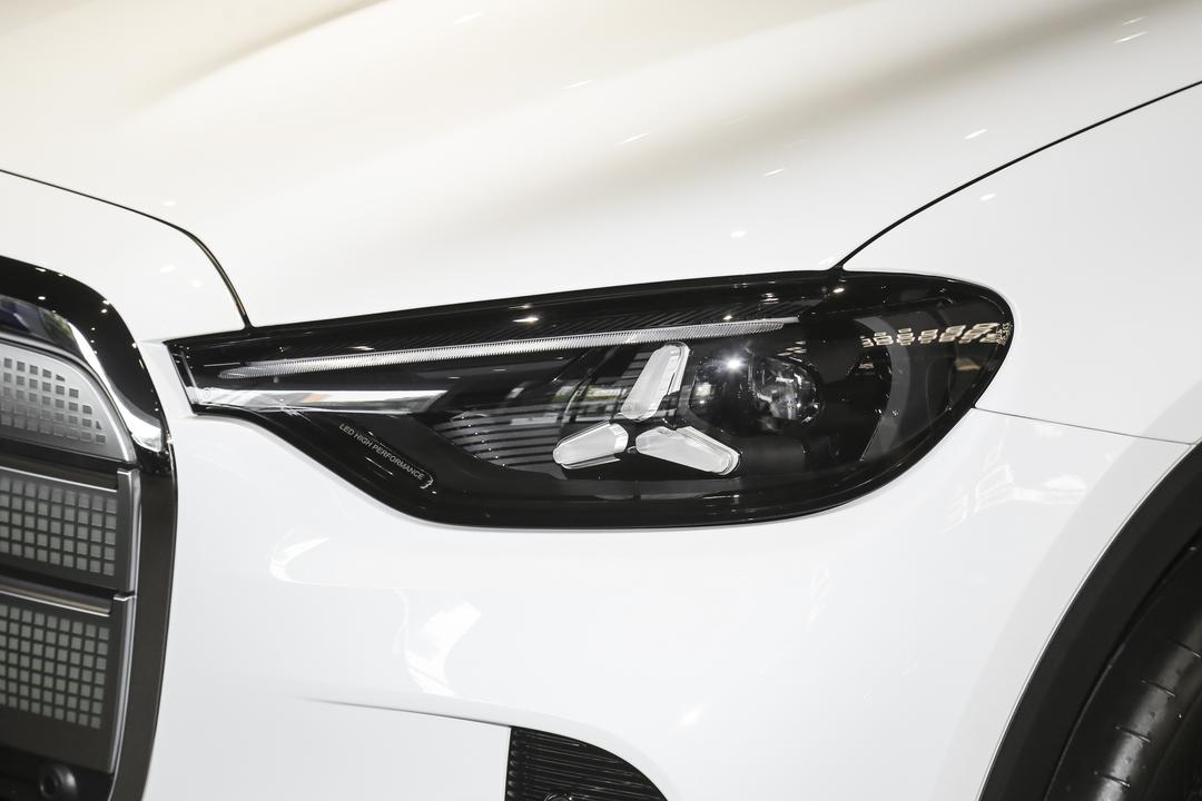 Mercedes-Benz GLC EV 2026, фото 13