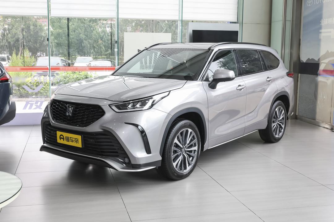 Toyota Crown Kluger 2026, фото 1