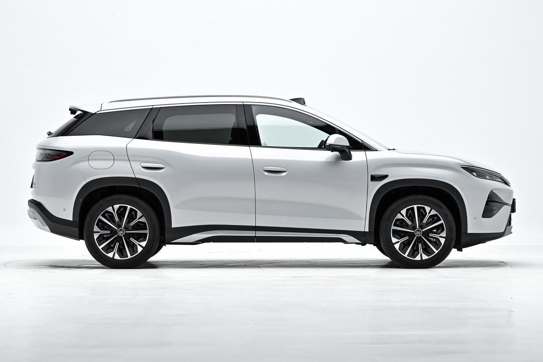 BYD Song Ultra DM 2026, фото 8