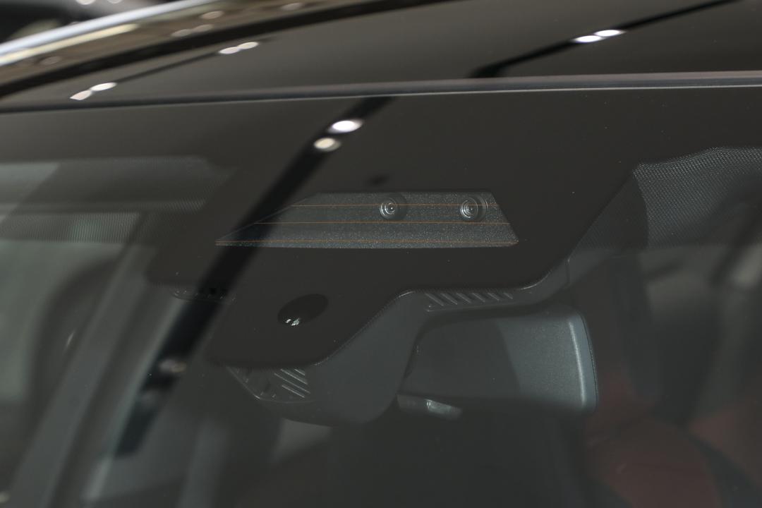 BMW 5 Series 2026, фото 15