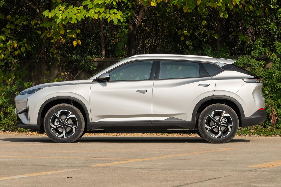Dongfeng L7 EV 2026, фото 4