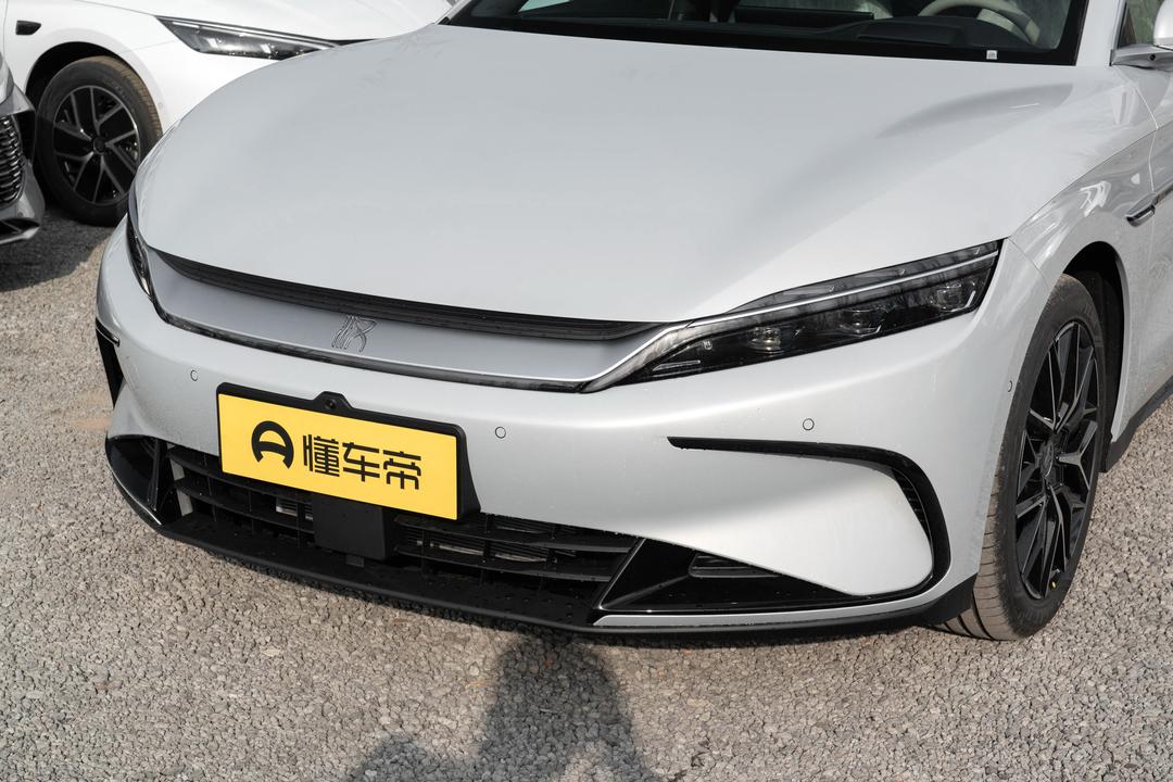 BYD Han DM 2026, фото 9
