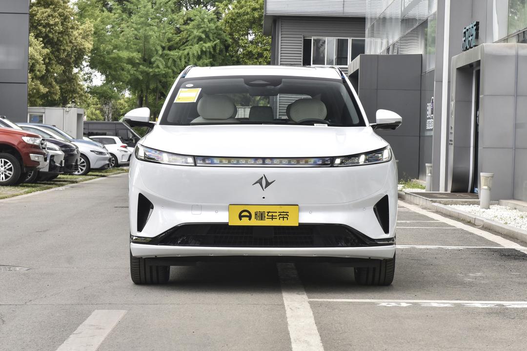 Dongfeng Yipai 008 2026, фото 2