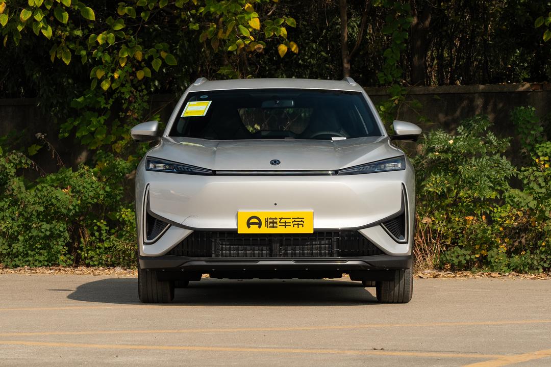 Dongfeng L7 EV 2026, фото 2