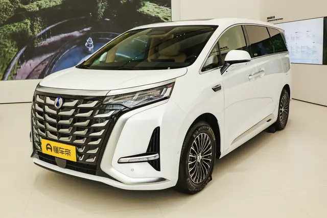 Denza D9 DM 2026 — купить из Китая под заказ