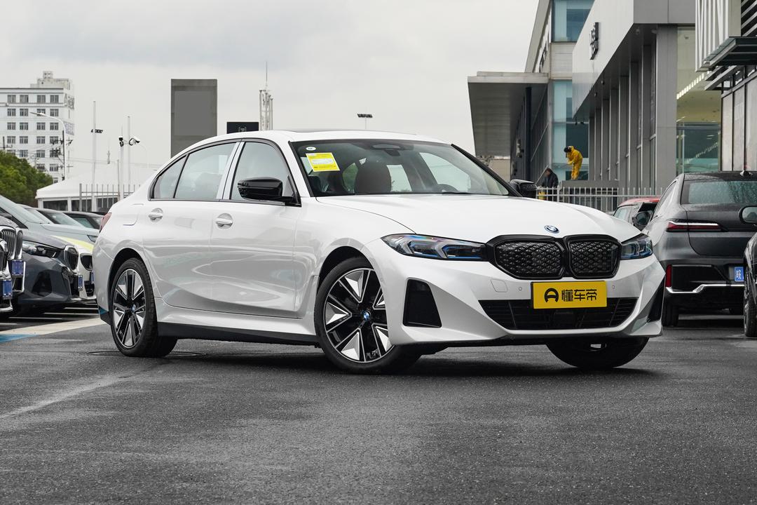 BMW i3 2026, фото 3