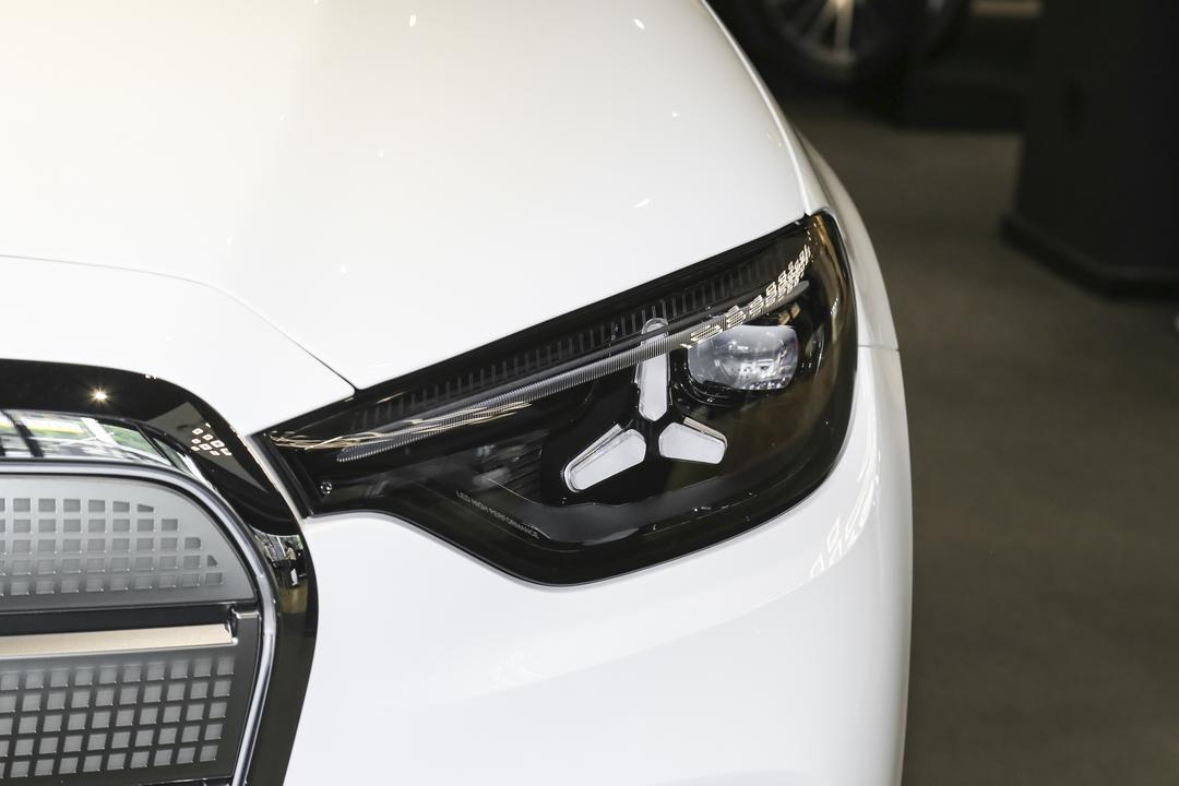 Mercedes-Benz GLC EV 2026, фото 11