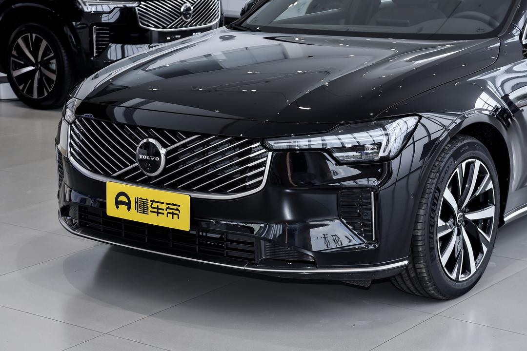 Volvo S90 2026, фото 9