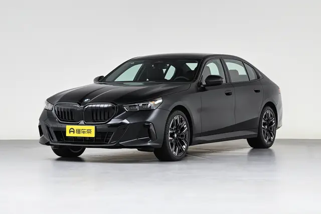 BMW 5 Series 2026 — купить из Китая под заказ