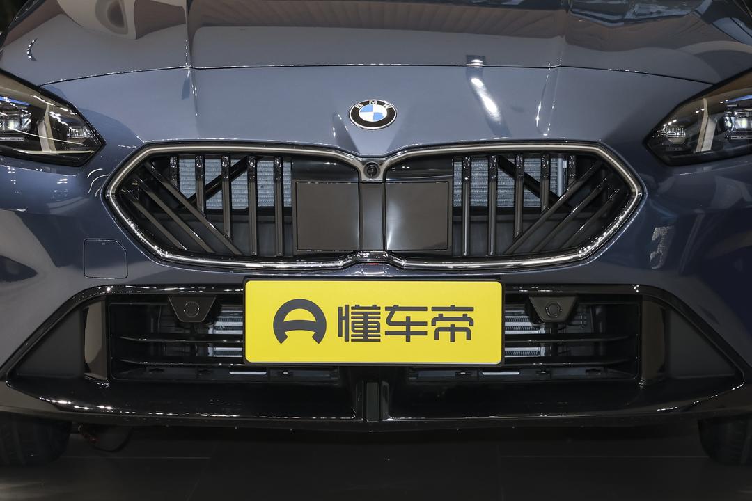 BMW 2 Series 2026, фото 10