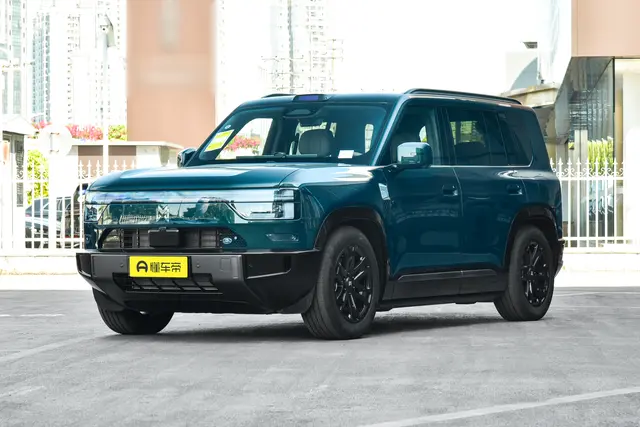 Dongfeng X700 2026 — купить из Китая под заказ