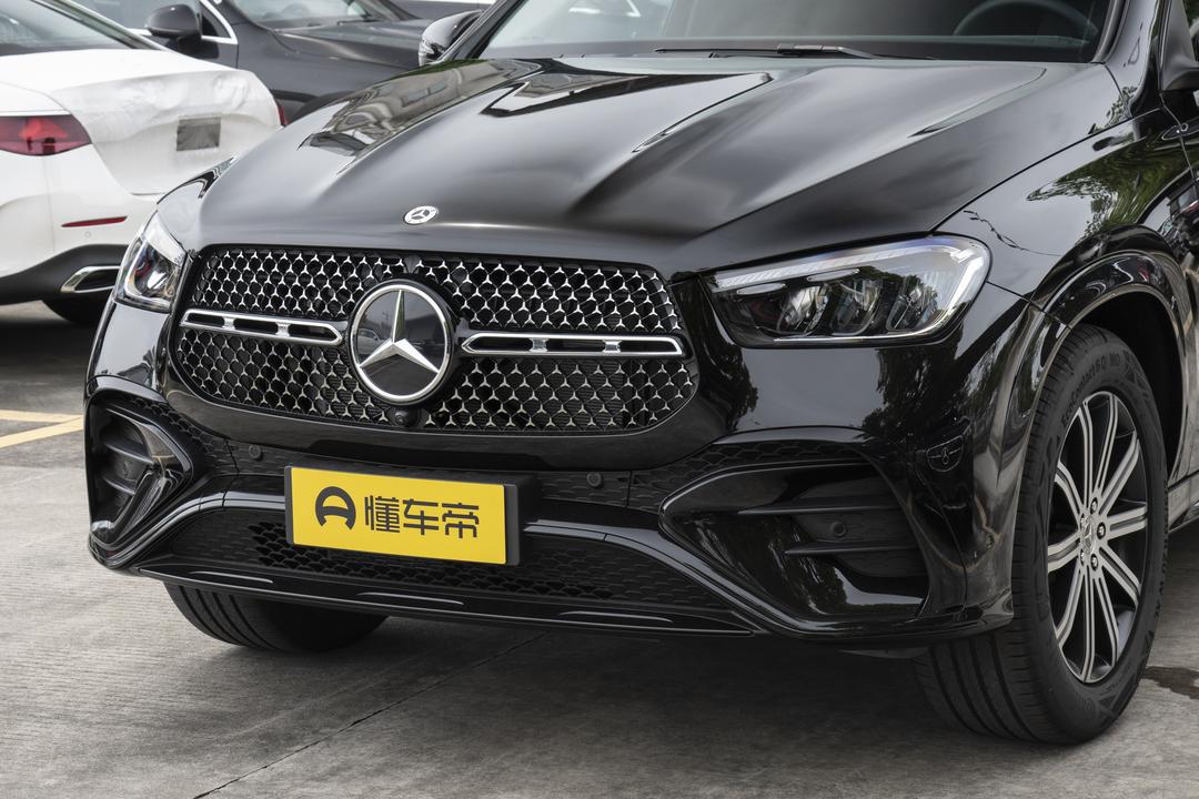 Mercedes-Benz GLE Coupe 2026, фото 9