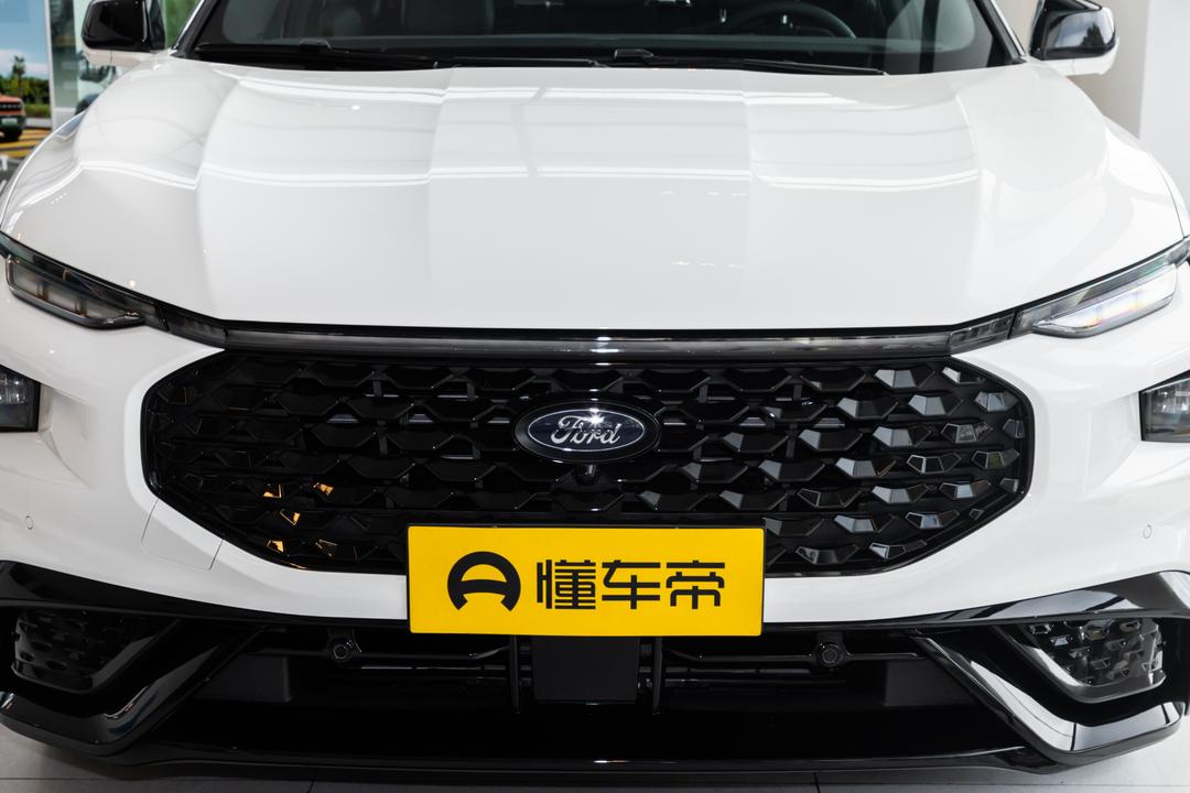 Ford Mondeo 2026, фото 8