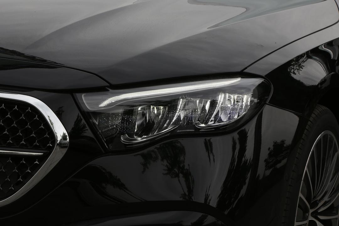Mercedes-Benz E-Class 2026, фото 14