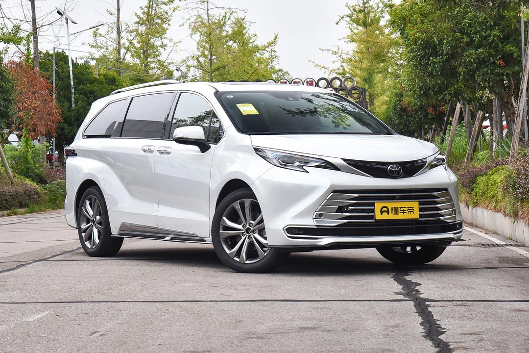 Toyota Sienna 2026, фото 3