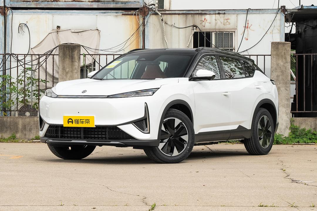 Dongfeng L7 PHEV 2026, фото 1
