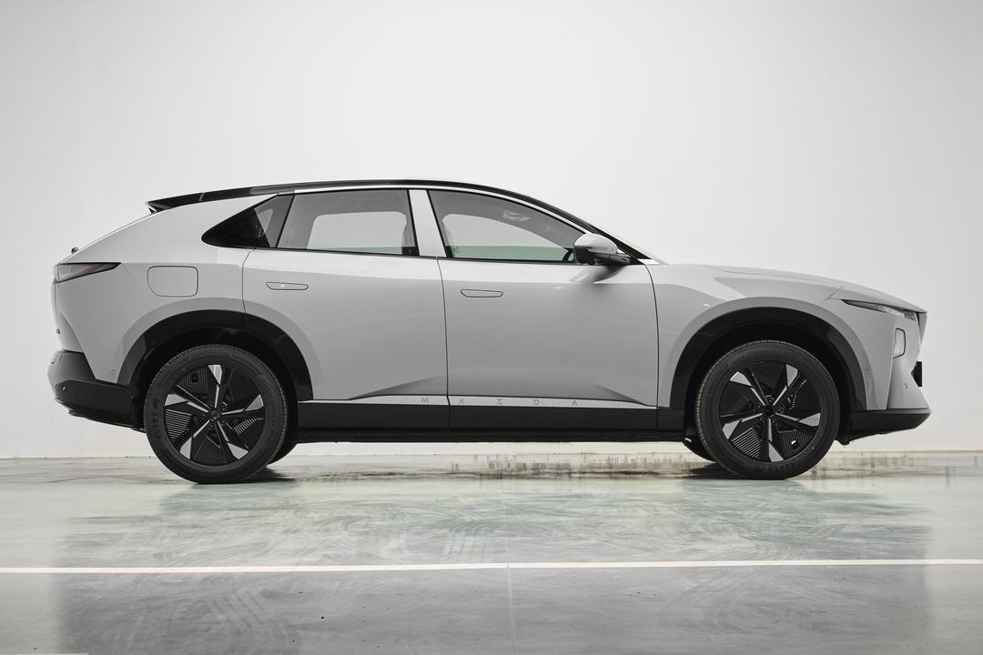 Mazda EZ-60 2026, фото 8