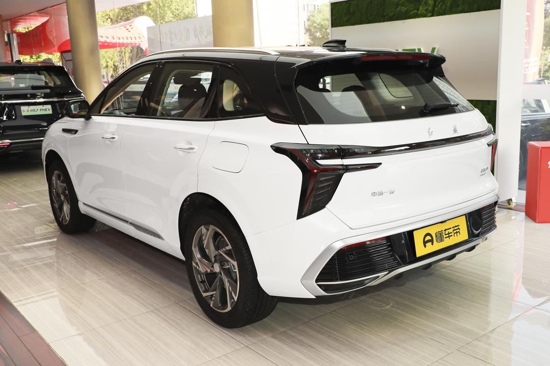 Hongqi HS3 PHEV 2026, фото 5