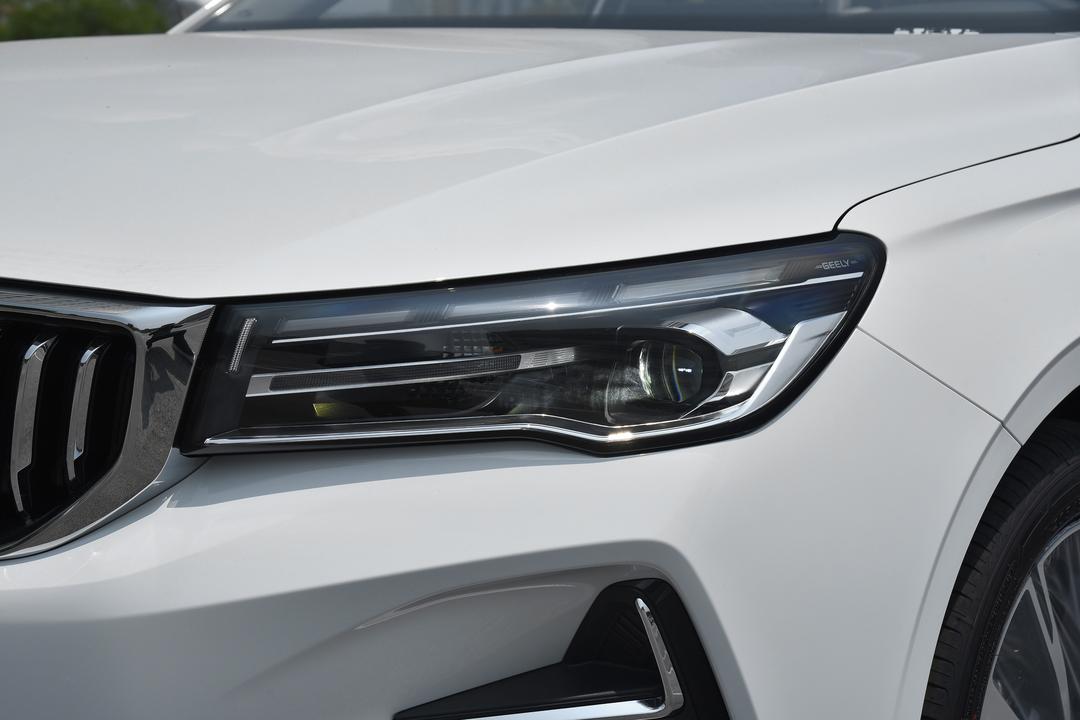 Geely Emgrand 2026, фото 14
