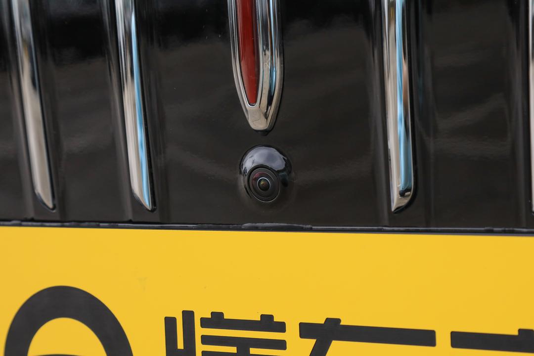 Hongqi HS6 PHEV 2026, фото 15