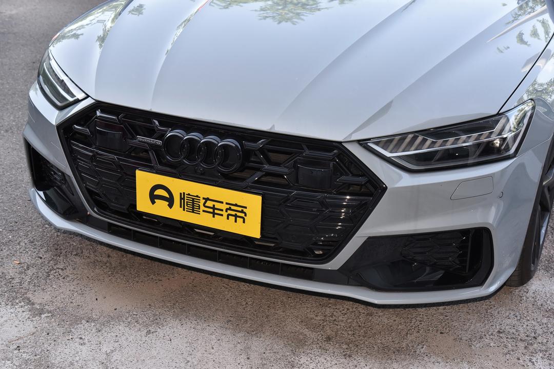 Audi A7L 2026, фото 9