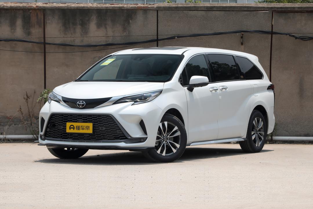 Toyota Granvia 2026, фото 1