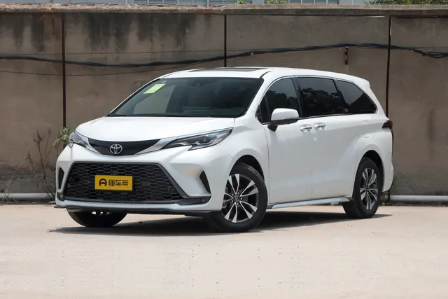 Toyota Granvia 2026 — купить из Китая под заказ