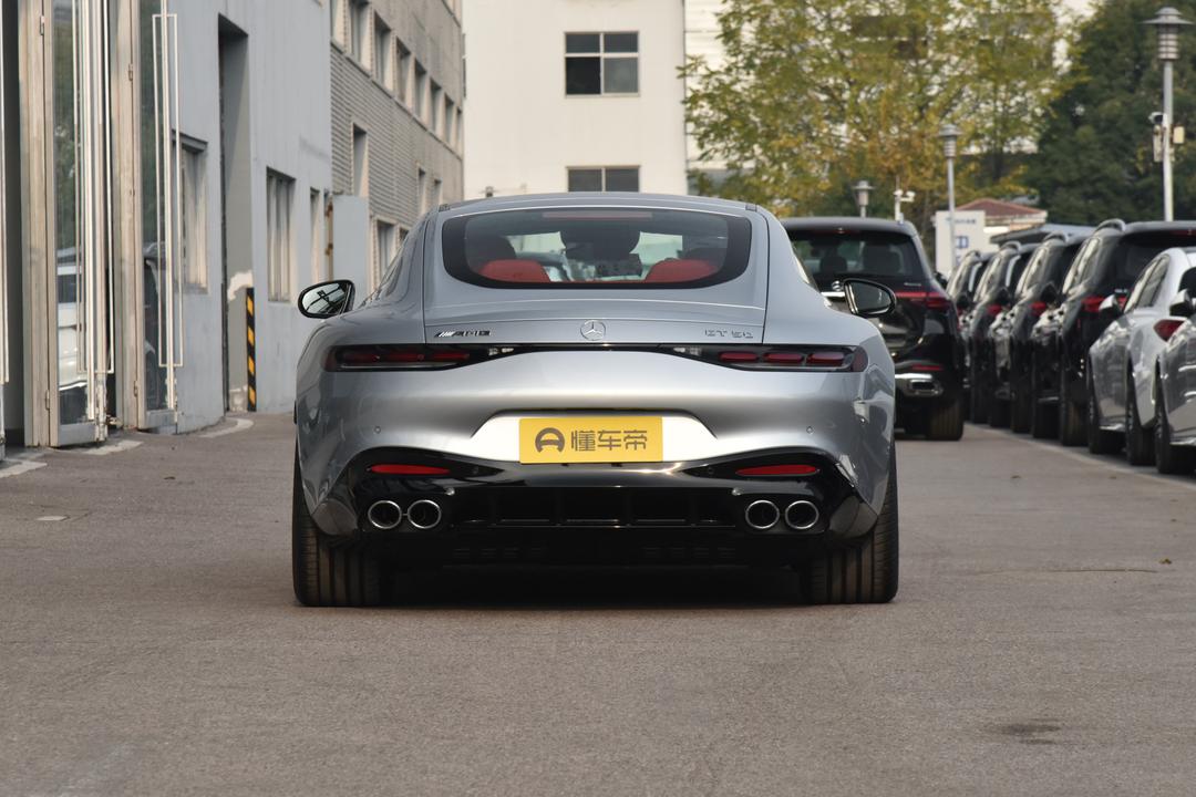 Mercedes-Benz AMG GT 2026, фото 6