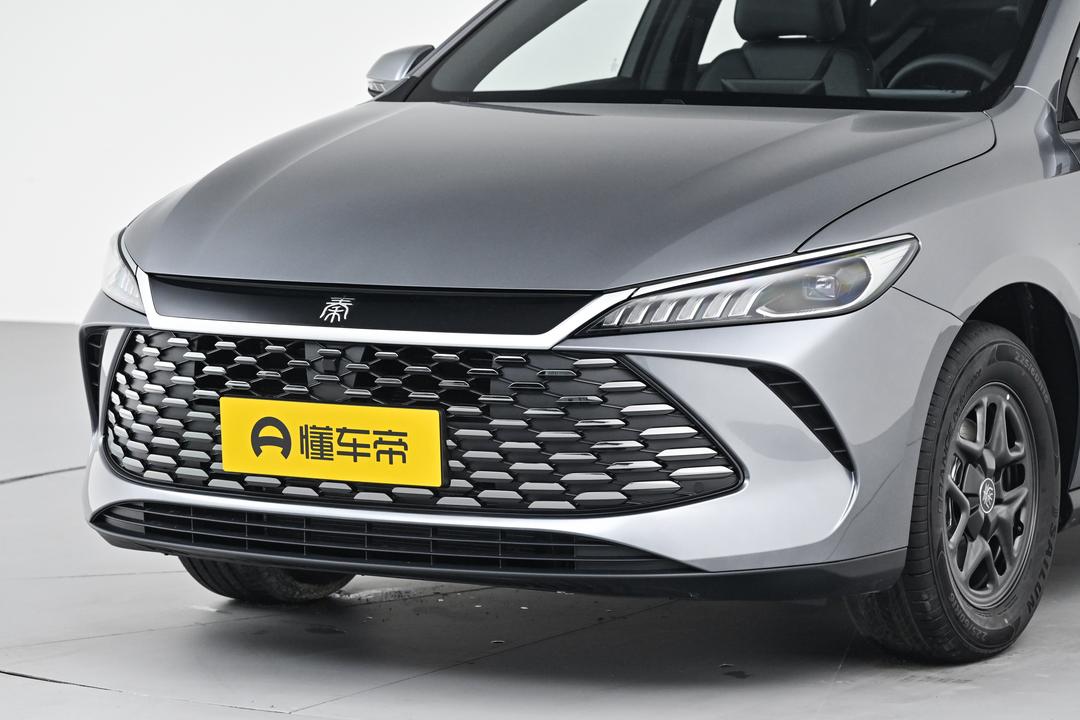 BYD Qin PLUS DM 2026, фото 9