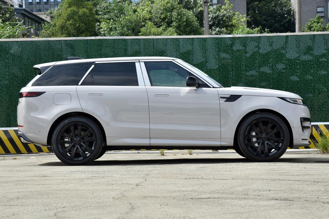 Land Rover Range Rover Sport 2026, фото 8