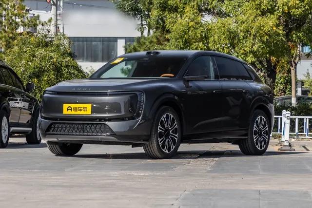 Audi E7X 2026 — купить из Китая под заказ
