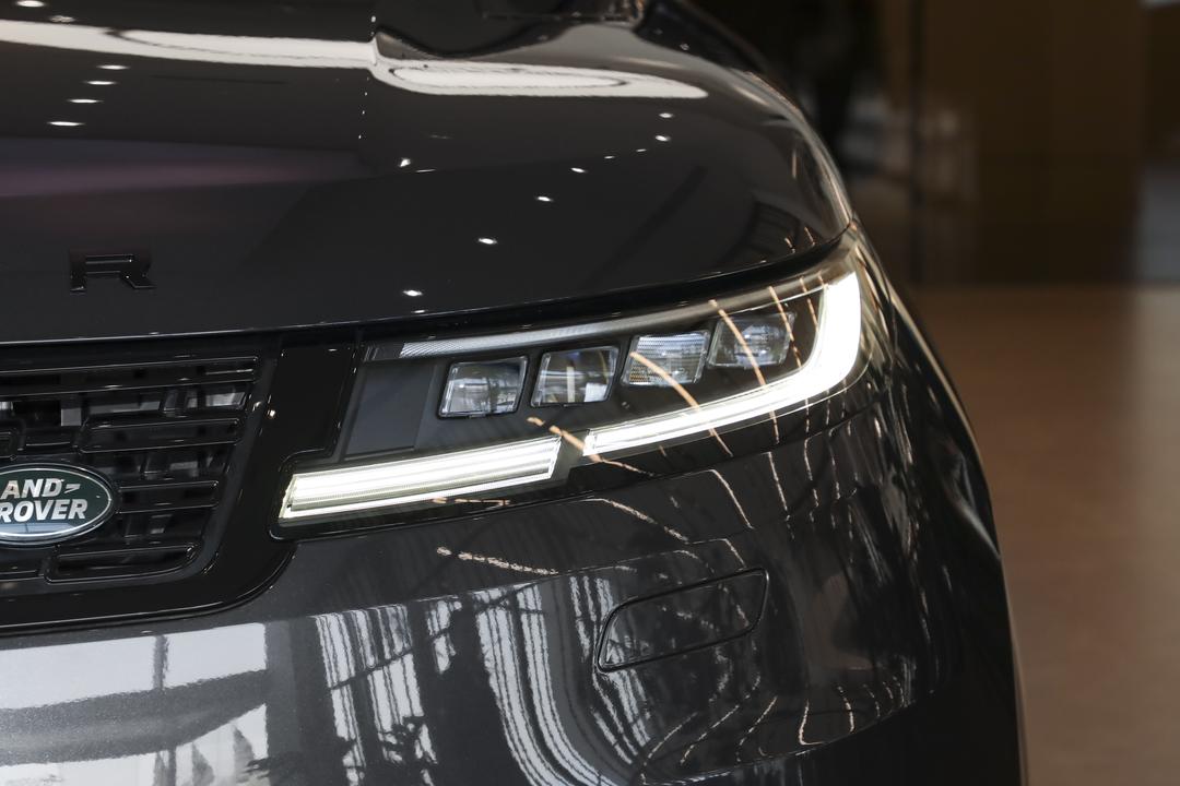 Land Rover Range Rover Sport 2026, фото 11