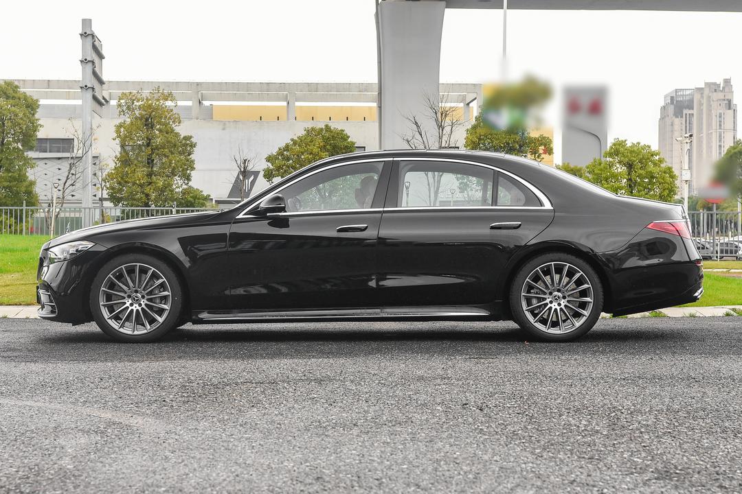 Mercedes-Benz S-Class 2026, фото 4