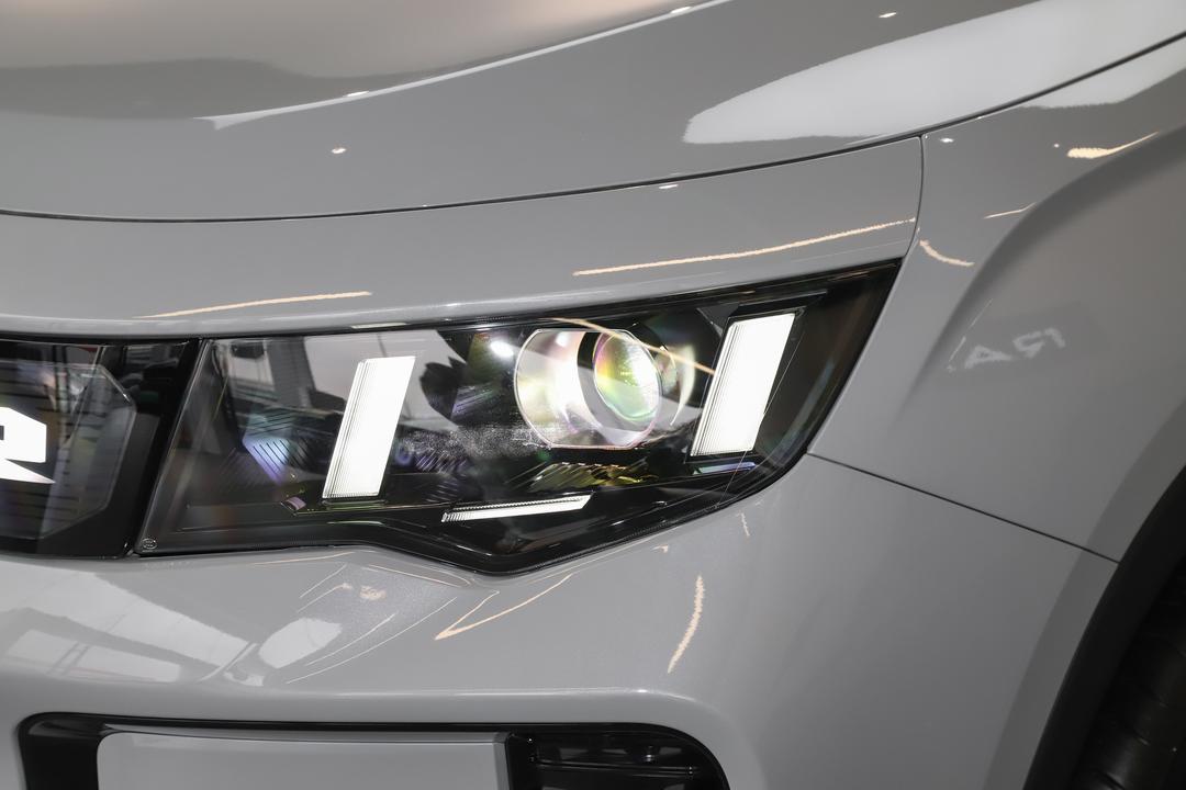 Geely Horizon PHEV 2026, фото 13