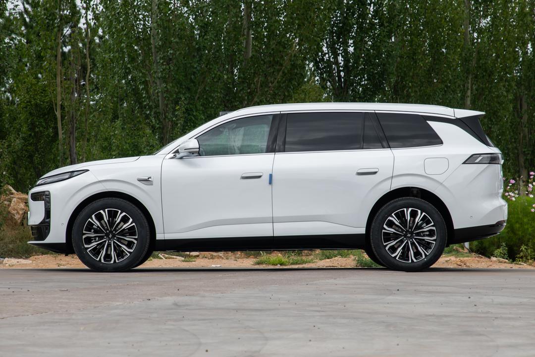 Dongfeng M8 2026, фото 4