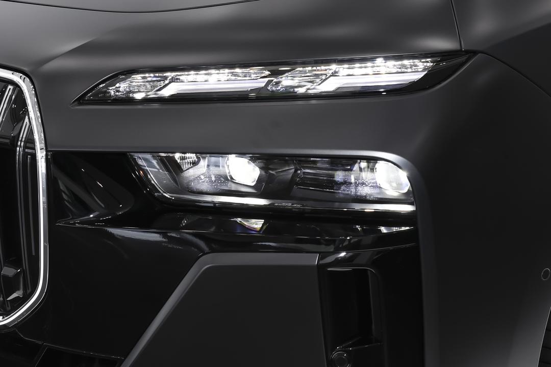 BMW 7-Series 2026, фото 13