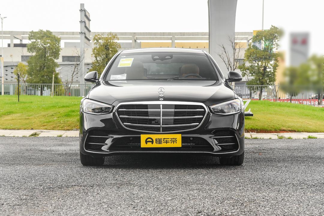 Mercedes-Benz S-Class 2026, фото 2