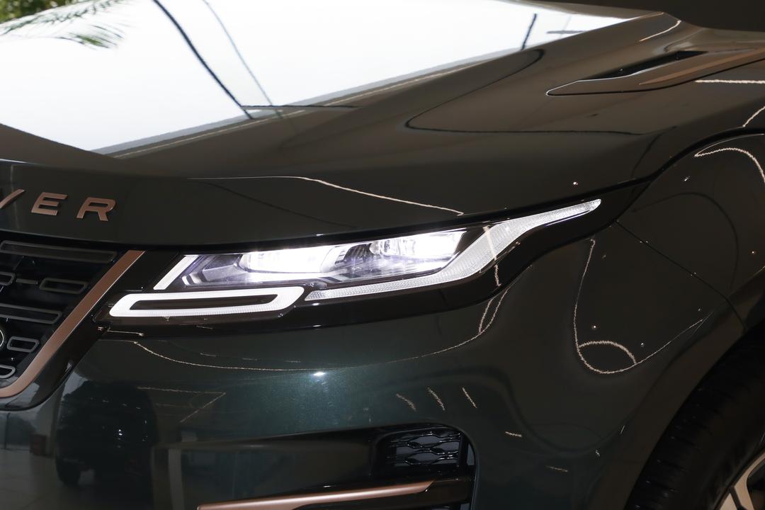 Land Rover Range Rover Evoque 2026, фото 14