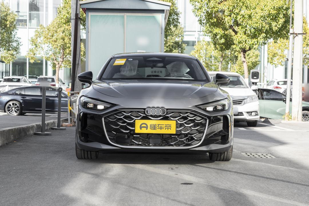 Audi A5L Sportback 2026, фото 2