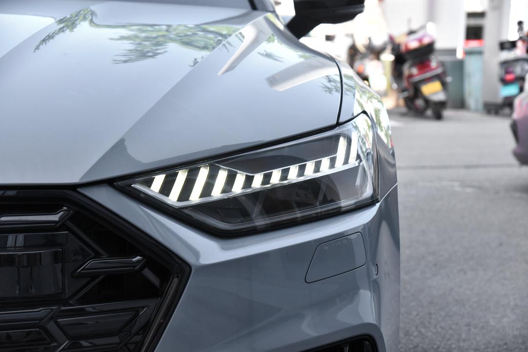 Audi A7L 2026, фото 12
