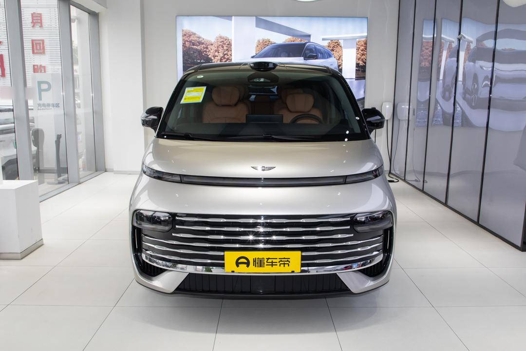 Geely V900 2026, фото 2