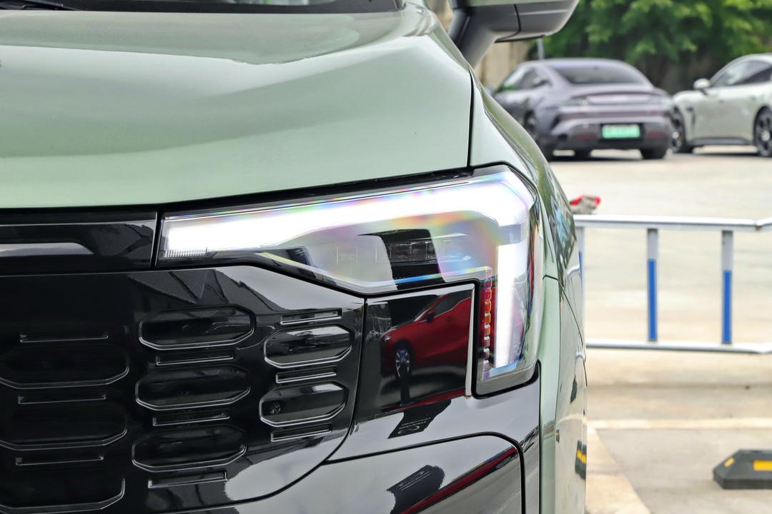 Ford EQUATOR Sport 2026, фото 12